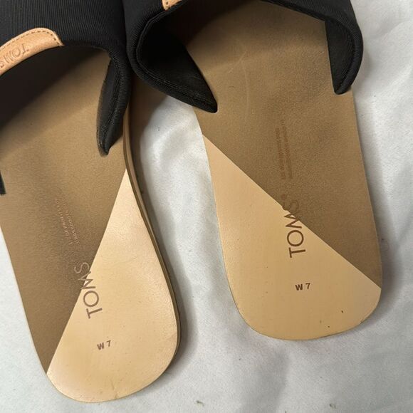 Toms Carly Slide Sandal In Black Jersey. Size 7. - Picture 3 of 8